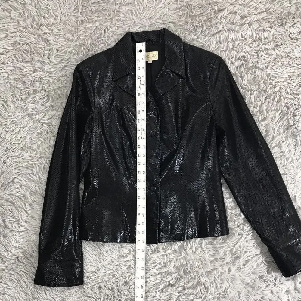 Cache Vintage Black Snakeskin Embossed Leather Jacket Womens 6 Button Front Coat